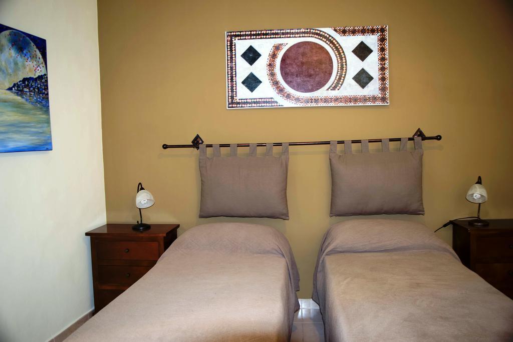 Il Guiscardo B&B Салерно Екстериор снимка